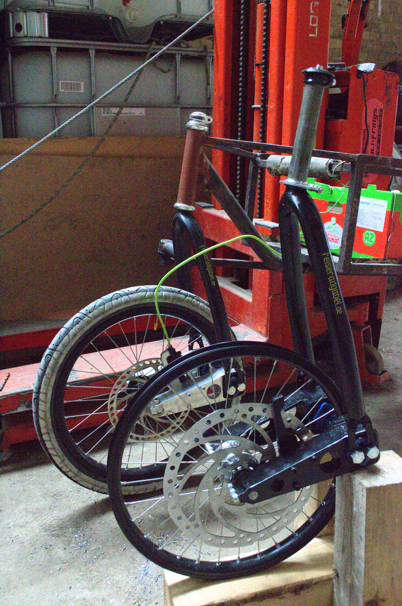 tandem disc fork